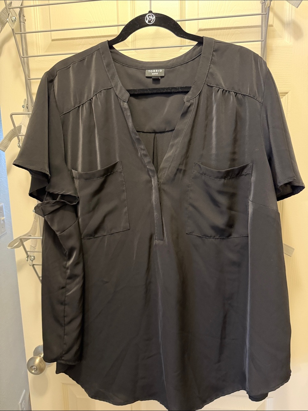 torrid Black Harper Split V-Neck Short Sleeve Top